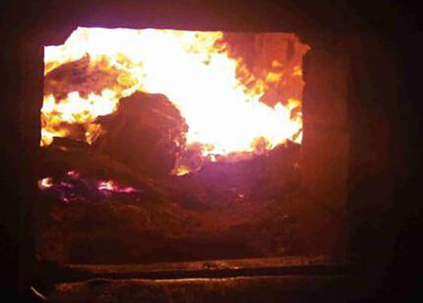 骨灰盒存放架 殡葬工作者必须知道的殡葬常识