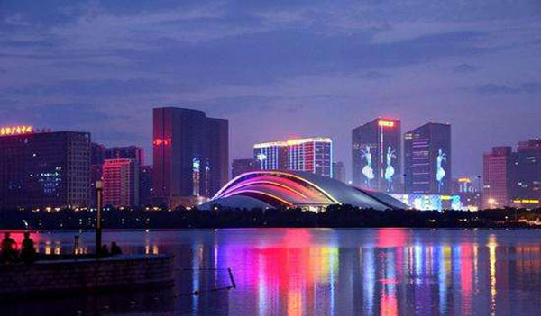 骨灰存放架 合肥一高校首设殡葬专业