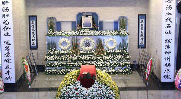 万佛架 基本殡葬服务费由政府“买单”