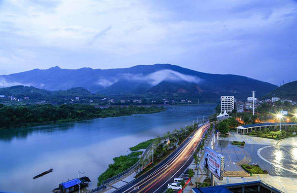 金属存放架 市民政局全力开展中心城区殡葬服务整治工作