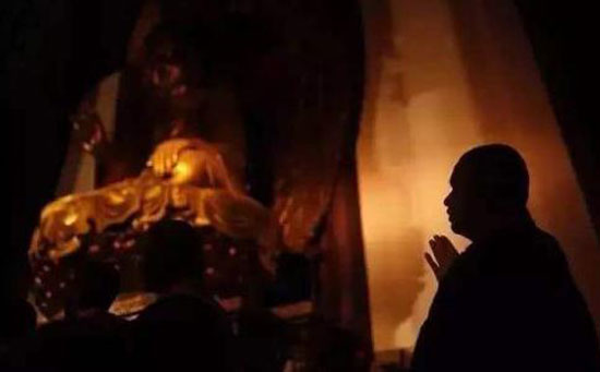 骨灰存放橱 关于念佛人的十大碍行