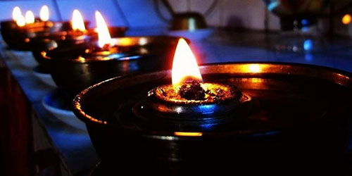 骨灰盒寄存架厂家 请问如何对恶人生起慈悲心？