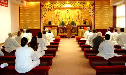 骨灰盒架子 在家居士修什么法门最好？